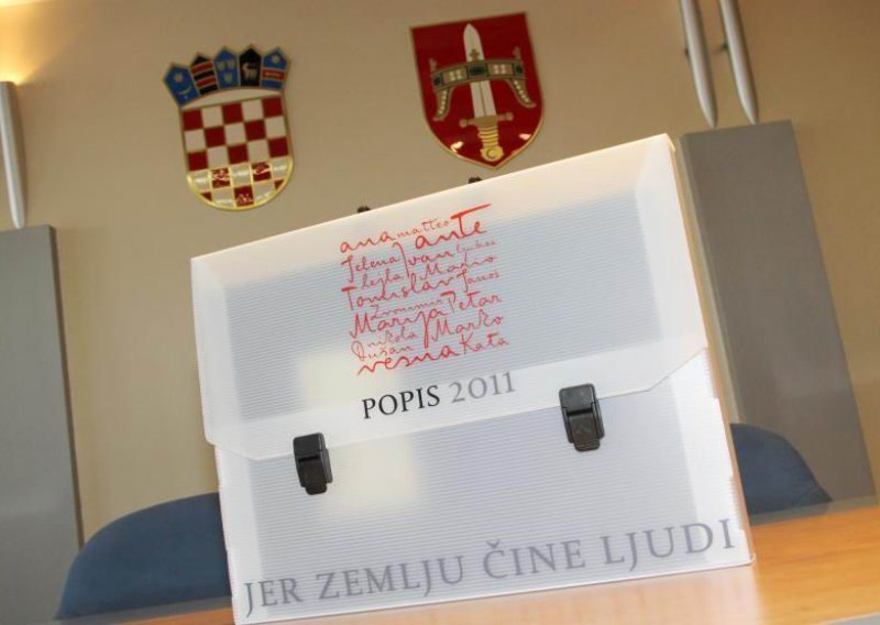 Država prevarila popisivače: Zaposlila ih bez ugovora i brisala s biroa