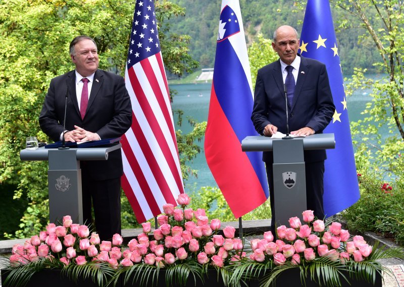 Pompeo i Janša častili se komplimentima na Bledu: 'Amerikanci su nas dvaput spasili'