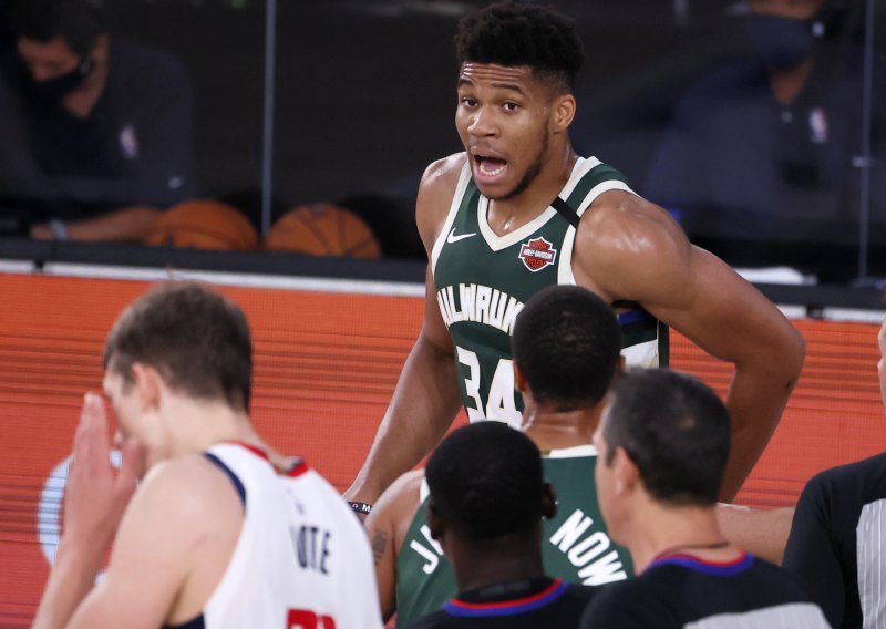 Čelnici NBA lige donijelu odluku o kazni aktualnom MVP-ju Antetokounmpu nakon što je glavom najmjerno udario njemačkog košarkaša