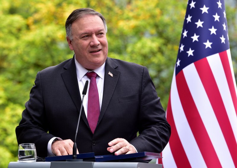 Pompeo u Sloveniji razgovarao o LNG-u na Krku i nuklearki Krško