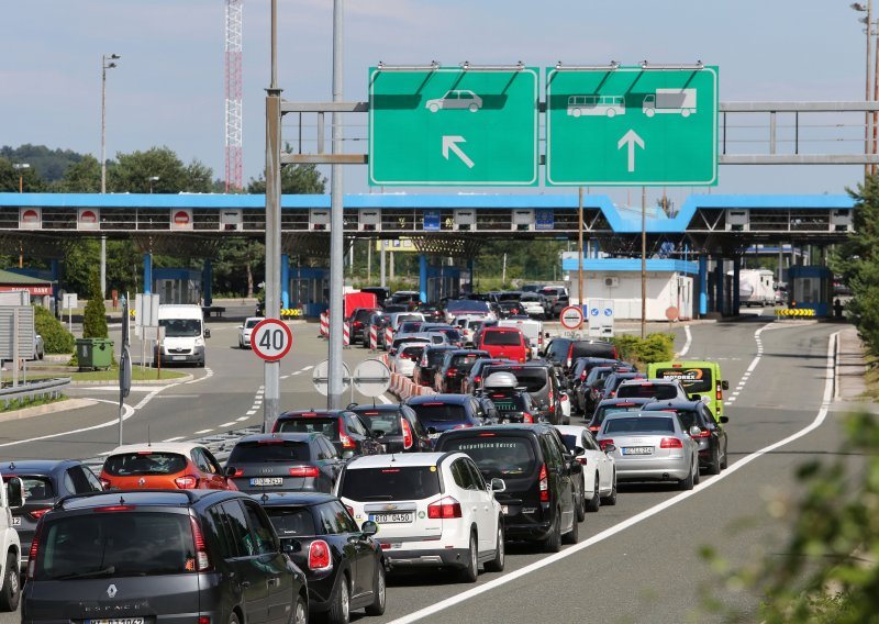 Slovenska vlada izuzima Istru iz obavezne karantene za povratnike?