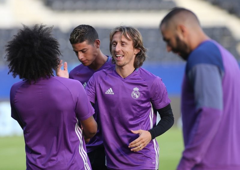 Što se događa? Modrić neće igrati protiv Deportiva