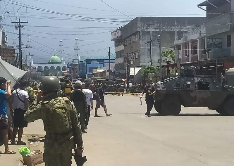 Najmanje 10 mrtvih u bombaškom napadu na Filipinima