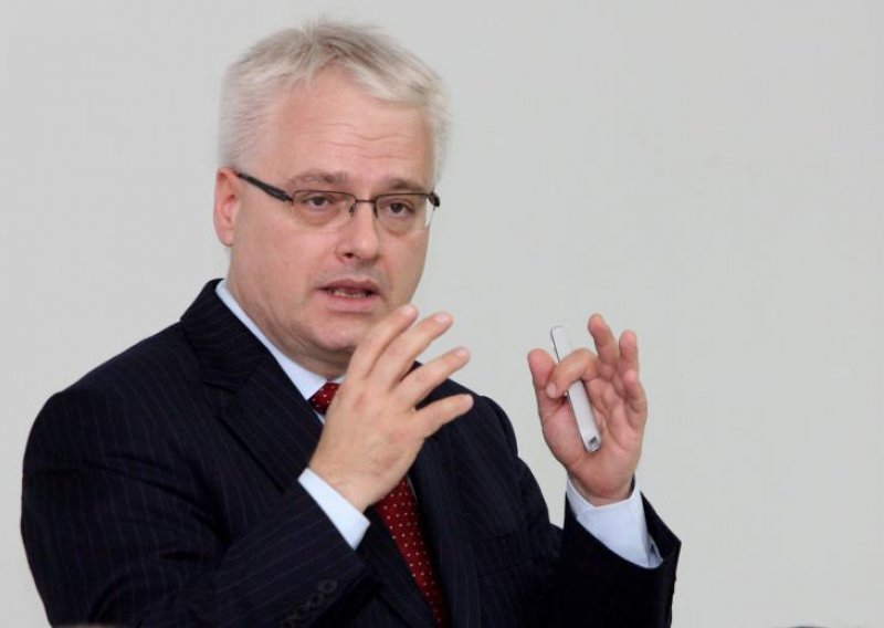 Josipovic: Crisis in Croatia isn't over yet