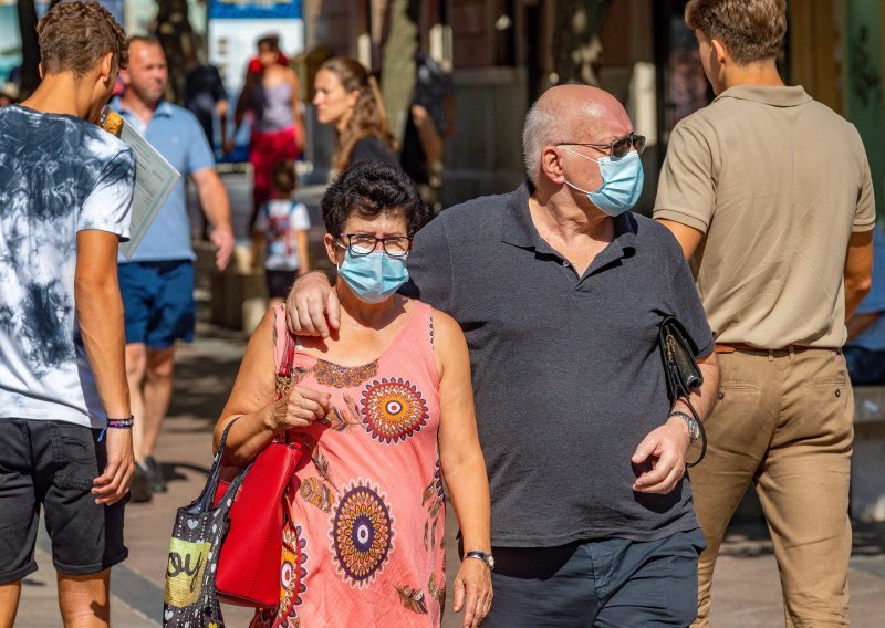 Stožer produljio mjere za Splitsko-dalmatinsku te Zadarsku županiju