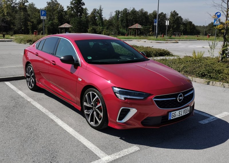 Opel predstavio osvježenu Insigniju; Grand Sport i Sports Tourer su doista 'admiralski brod'