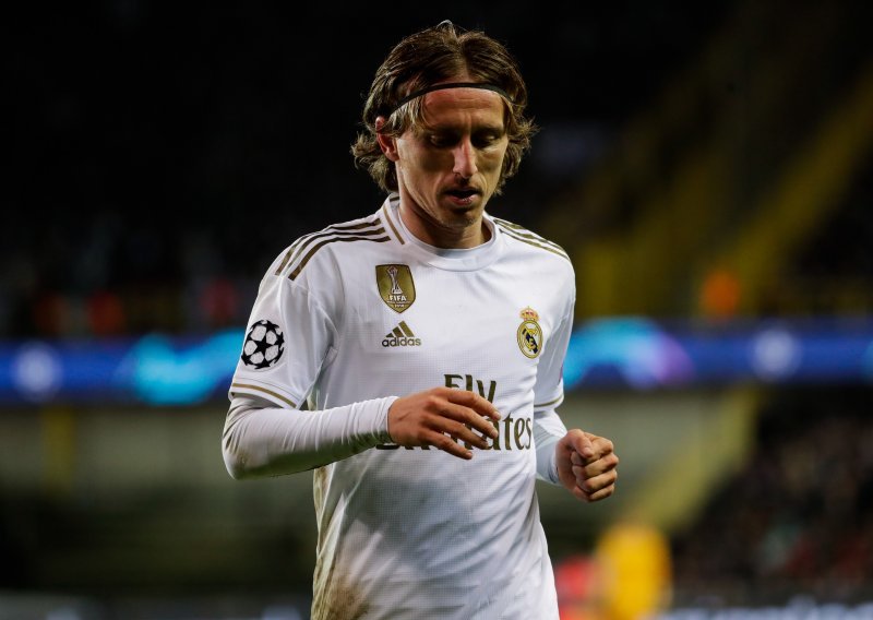 Luka Modrić ovome se nije nadao; navijači Real Madrida hrvatskom reprezentativcu jasno dali do znanja da ga više ne žele