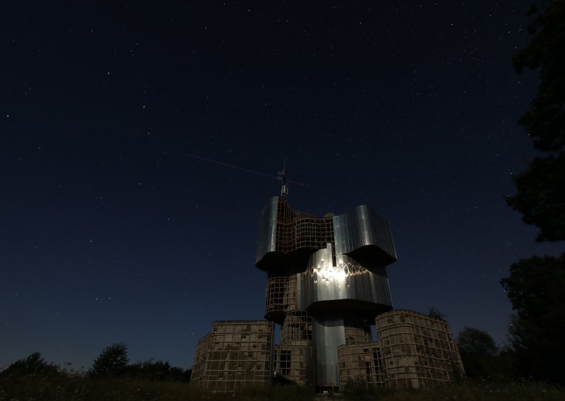 Odašiljači i veze odgovorili astronomima: Podržavamo ih, ali ne možemo mimo zakona