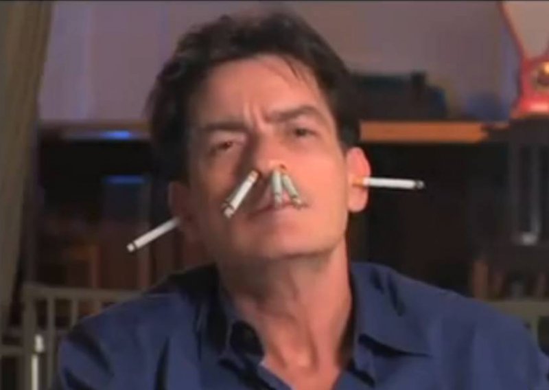 Evo kako je Charlie Sheen postao glavna faca