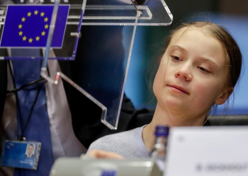 Greta Thunberg bi danas mogla uzeti Nobelovu nagradu za mir, konkurenti su joj WHO i aktivisti za slobodu medija