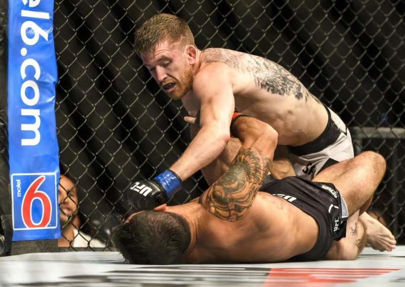 UFC-ov spektakl u Abu Dhabiju oduševio; Cory Sandhagen izveo nokaut karijere, a i Joaquin Buckley do trijumfa stigao potezom života