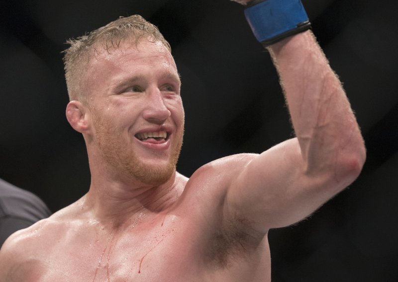 Khabib ga je ugušio, a nakon što se 'probudio iz mrtvih' Justin Gaethje je oduševio; ne pamtimo kada se takvo nešto dogodilo