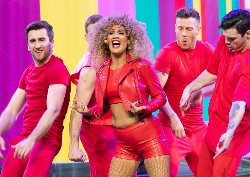 Neda Parmać oduševila žiri u ulozi Fleur East: 'Otpjevala si i otplesala ovu pjesmu kao da je tvoja vlastita'