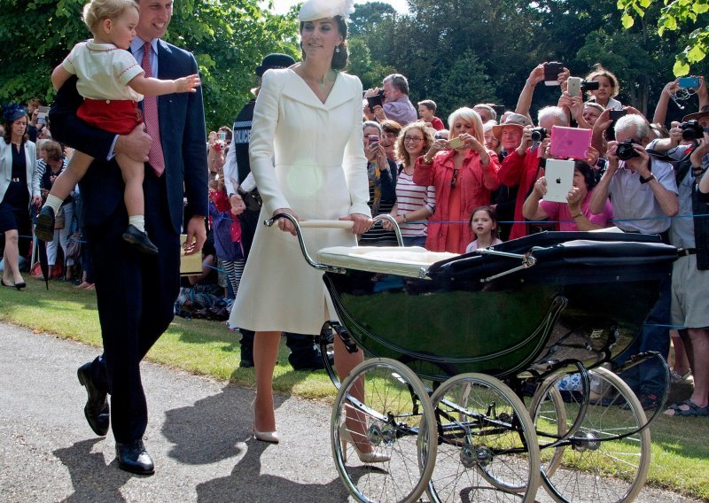 Kate je zbog kraljice odbacila omiljene cipele