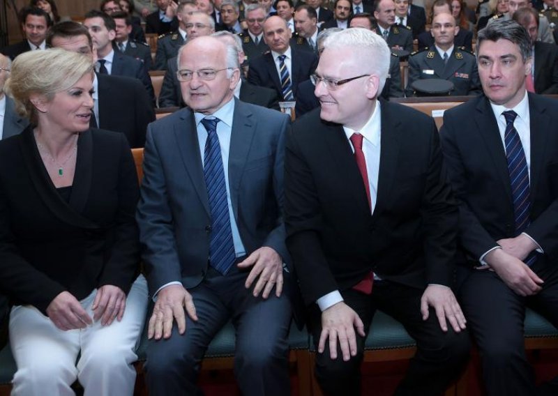 Josipović poželio Kolindi Grabar Kitarović dobrodošlicu