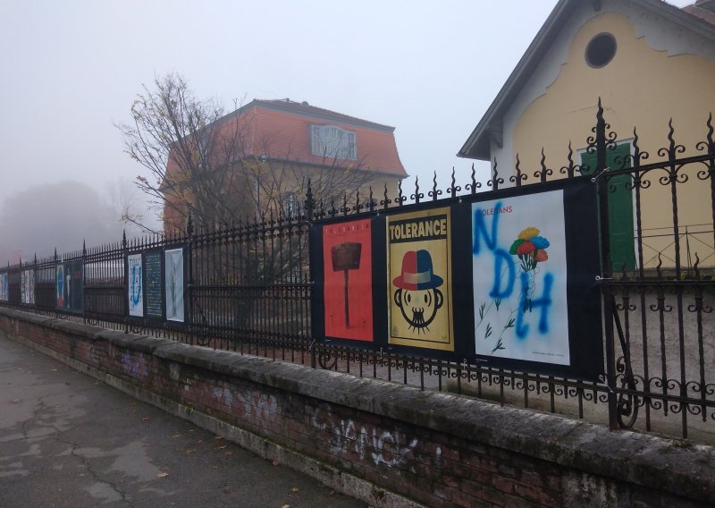 Ustaškim grafitima išarana svjetska izložba o toleranciji na ulazu Botaničkog vrta