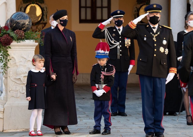 Monegaška princeza Charlene objavila neodoljive fotografije svojih petogodišnjih blizanaca