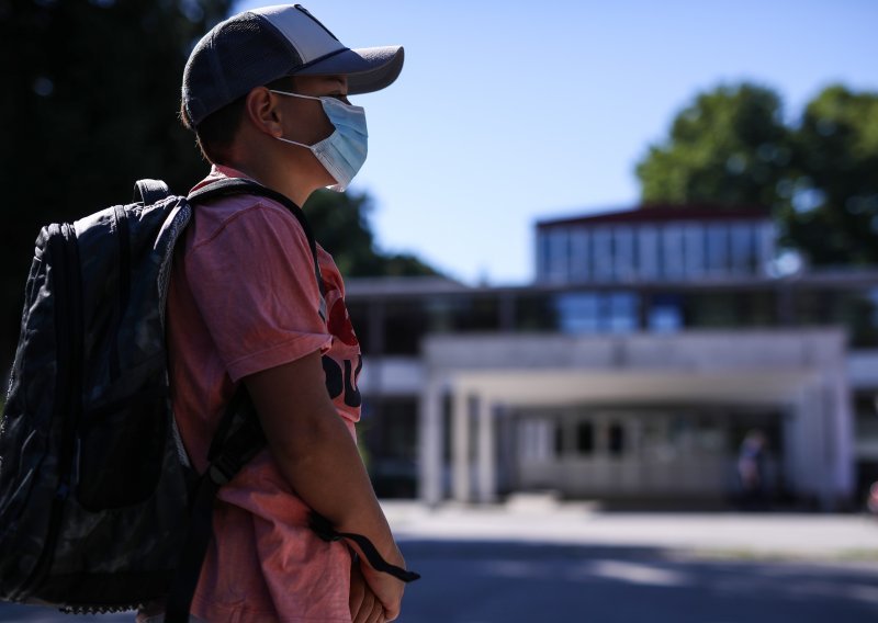 U Zagrebu počinje masovno testiranje učenika