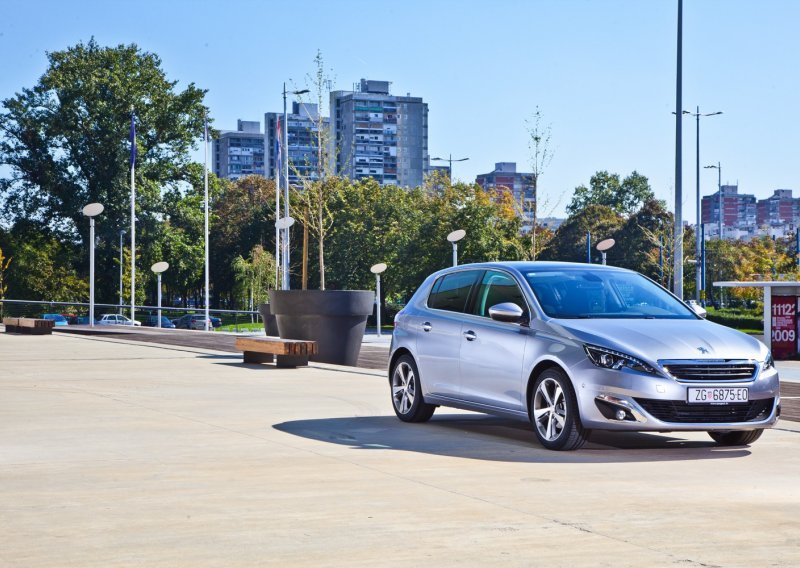 Peugeot 308 je i europski automobil godine