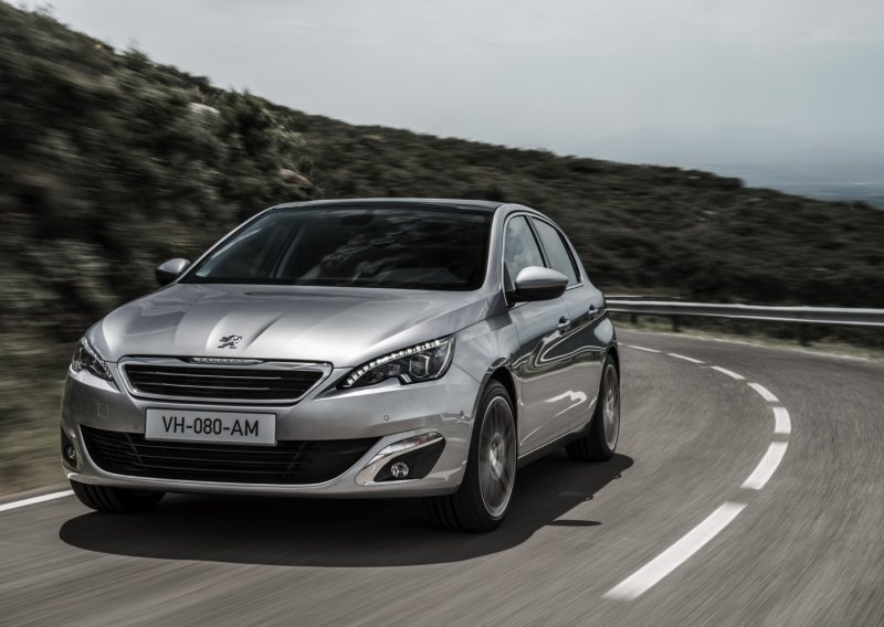 Peugeot 308 je HR Auto godine 2014.