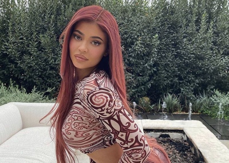 Za novu frizuru skupila više od 4 milijuna lajkova: Ni Kylie Jenner nije odoljela novoj hit nijansi