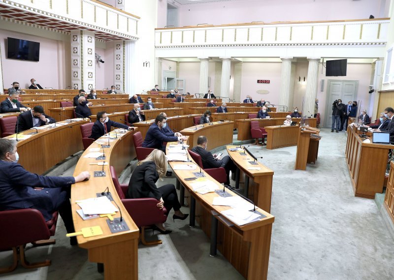 Sabor izmijenio zakon o povlaštenim stambenim kreditima, pogledajte što se mijenja