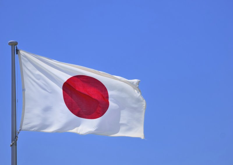 Japan ponovno zaronio u recesiju