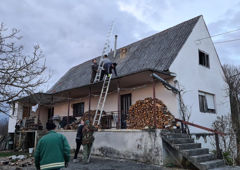 Pokupsko treba pomoć: Humanitarni paketi zaprimaju se u općini, ovo su brojevi na koje se mogu javiti pogođeni mještani i svi koji žele pomoći