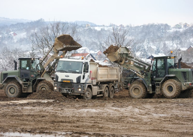 Austrijski građevinski div sve će pripremiti za postavljanje kontejnerskog naselja u Petrinji