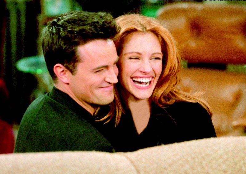 Kako su Julia Roberts i Matthew Perry prohodali: Evo što je popularni Chandler morao napraviti da pridobije lijepu glumicu