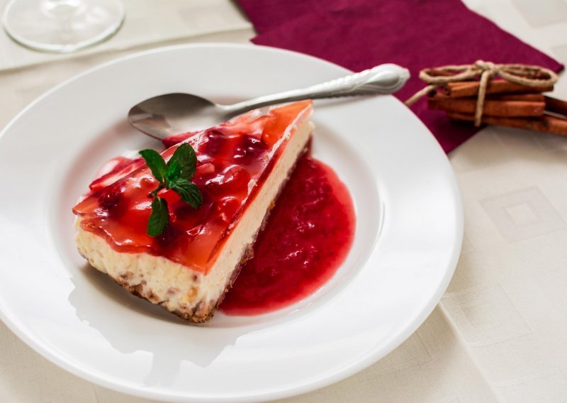 Lagani cheesecake za vruće ljetne dane