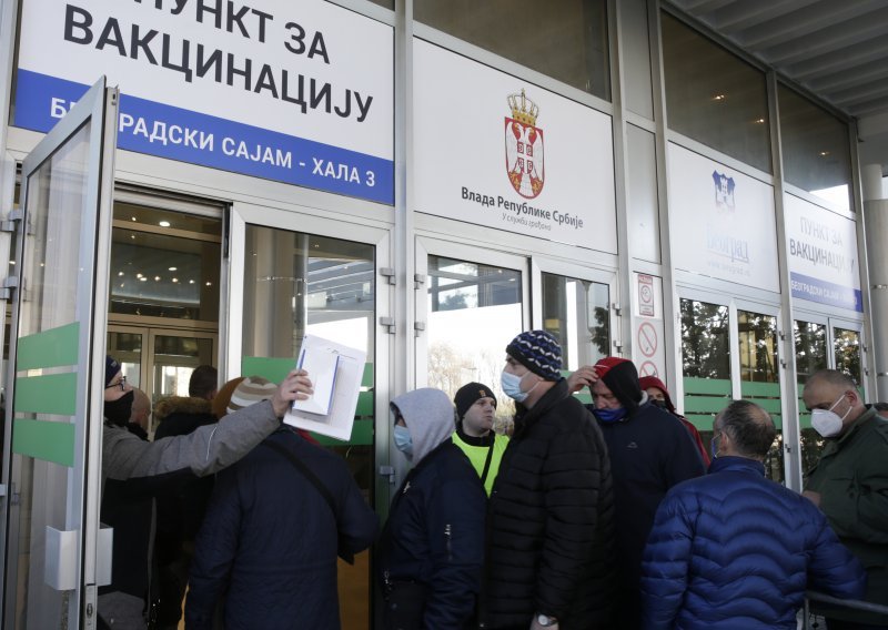 U Srbiji cijepljene tisuće gospodarstvenika i državljana zemalja regije