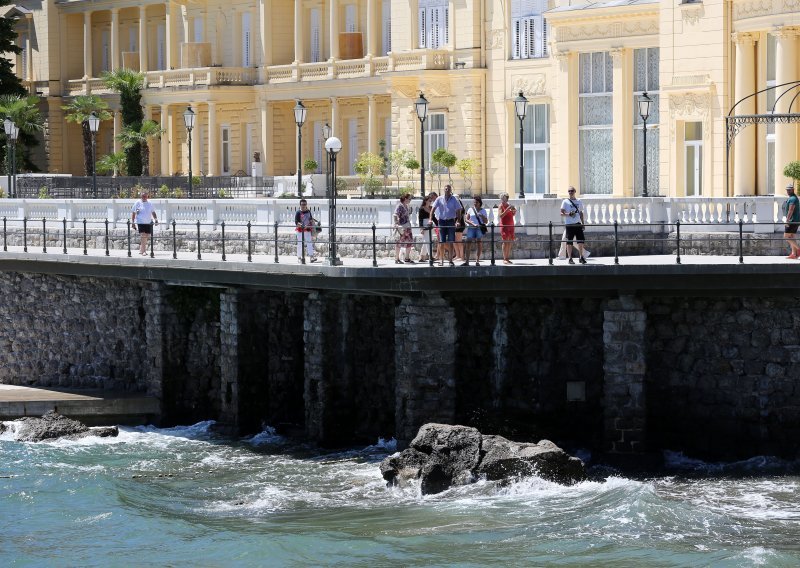 Liburnija Riviera Hoteli najavljuju nove investicije, a svi zaposlenici zadržali su jednake plaće