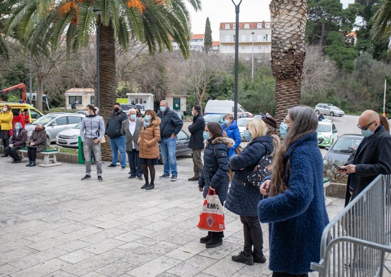 Dubrovački stožer zatražio produljenje mjera: Situacija je daleko od zadovoljavajuće