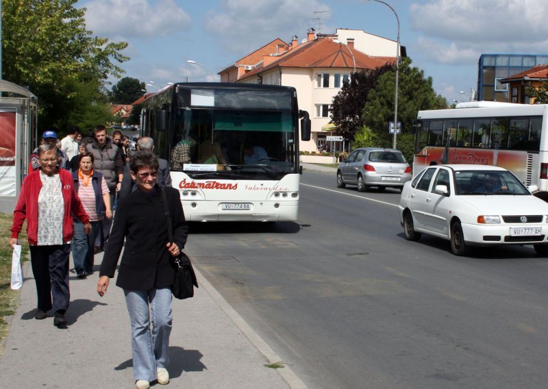 Muškarac iz Šeovice voli krasti autobuse