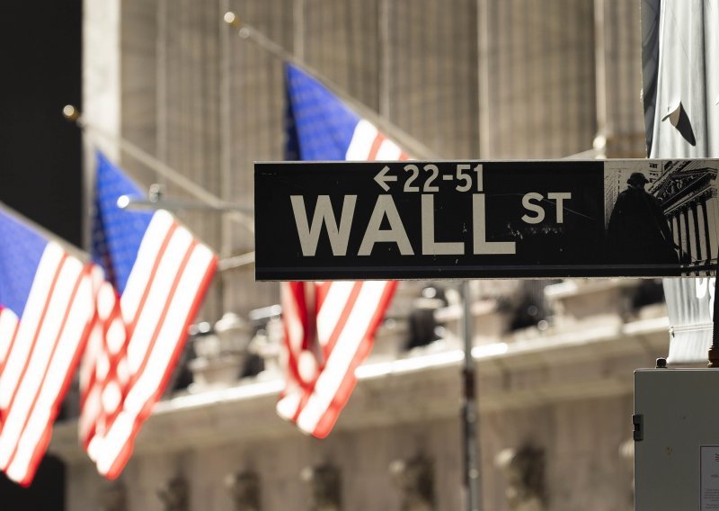 Wall Street ohrabren dobrim podacima s tržišta rada, Dow Jones oborio još jedan rekord