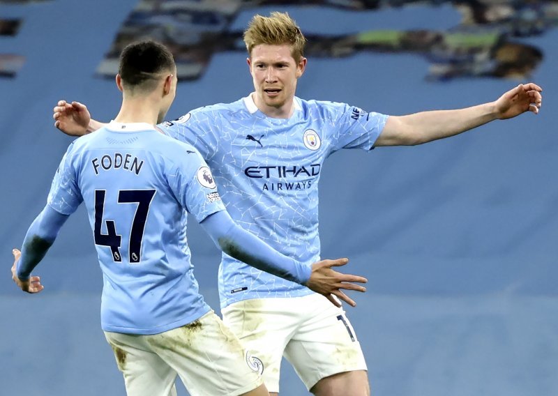 I službeno je! Ovo je fantastična vijest za Manchester City: Ne mogu biti sretniji, a potpisivanje ugovora bilo je jednostavno