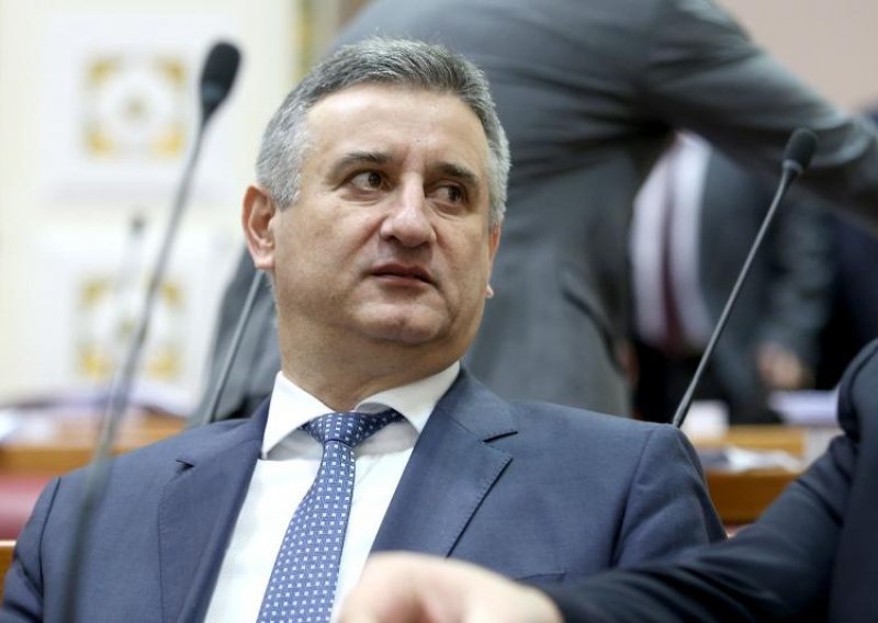 Karamarku  je u redu da se HDZ-u oprosti dug dok Grabar Kitarović plaćaju apartman u Sheratonu