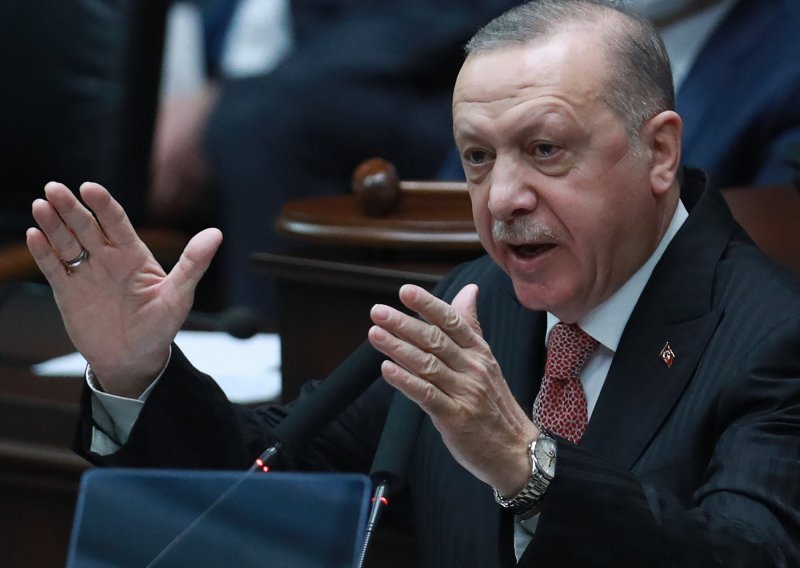 Erdogan: Okrutni Izrael, teroristička država, brutalno i nemoralno napada muslimane u Jeruzalemu