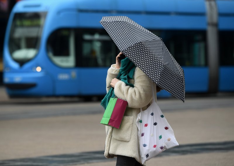 Kiša i hladnije do srijede, a onda rastu temperature. Sunce ćemo još pričekati