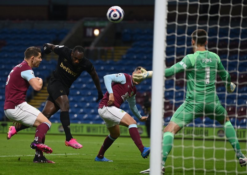 West Ham preokretom u gostima ostao u igri za Ligu prvaka; WBA i dalje na poziciji koja ga seli u niži rang