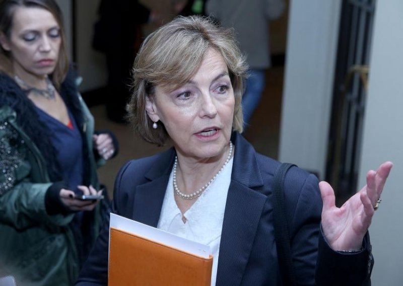 Pusić: Srbija će morati preuzeti financiranje medija hrvatske manjine