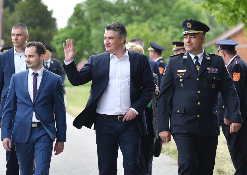 Milanović opet po Plenkoviću: Masovni komunikator sad tumači Domovinski rat! Ne pamtim da se herojski zec omotavao lancima u Kninu