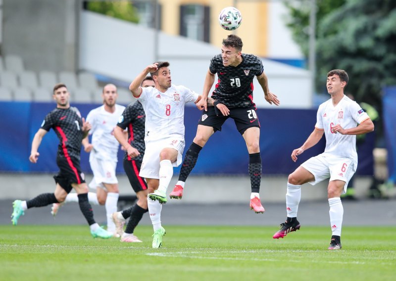 Završila bajka mlade hrvatske reprezentacije; Bišćanovi izabranici nakon drame protiv Španjolske ostali bez polufinala Eura