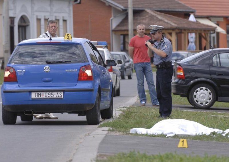 Pješakinja poginula u naletu automobila