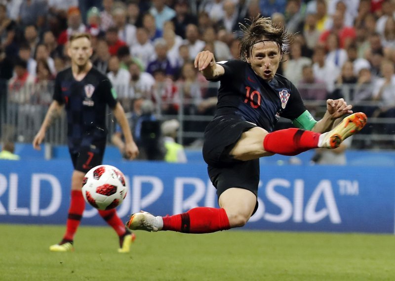 Luka Modrić u ekskluzivnom razgovoru otkrio je kako ga podcjenjivanje Hrvatske ne smeta, ali onda i poslao poruku zbog koje će se svi bojati Vatrenih