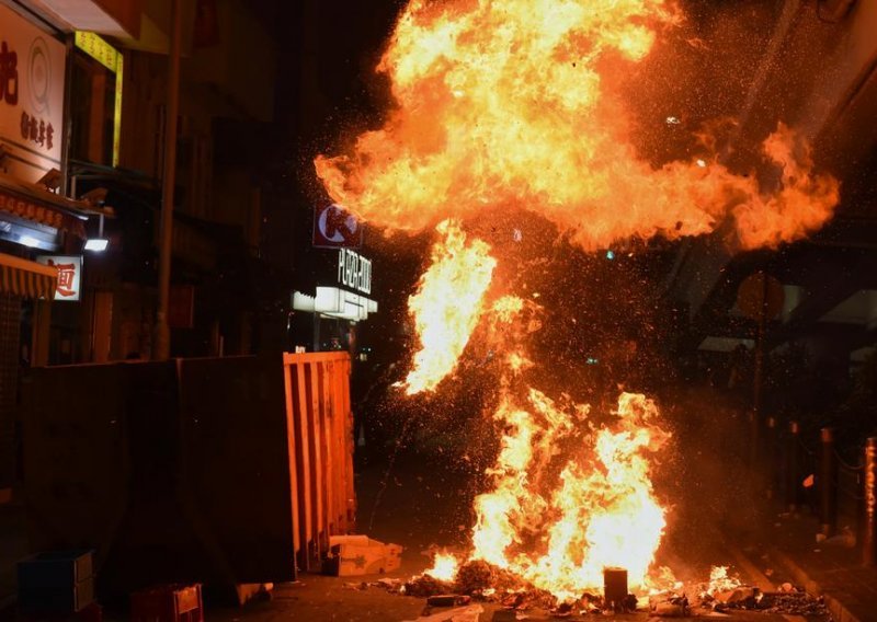 Tragedija u Kini: U požaru u centru za borilačke vještine poginulo 18 djece