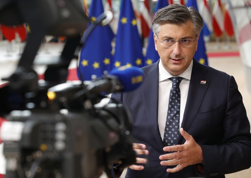 Plenković očekuje ulazak u eurozonu početkom 2023.