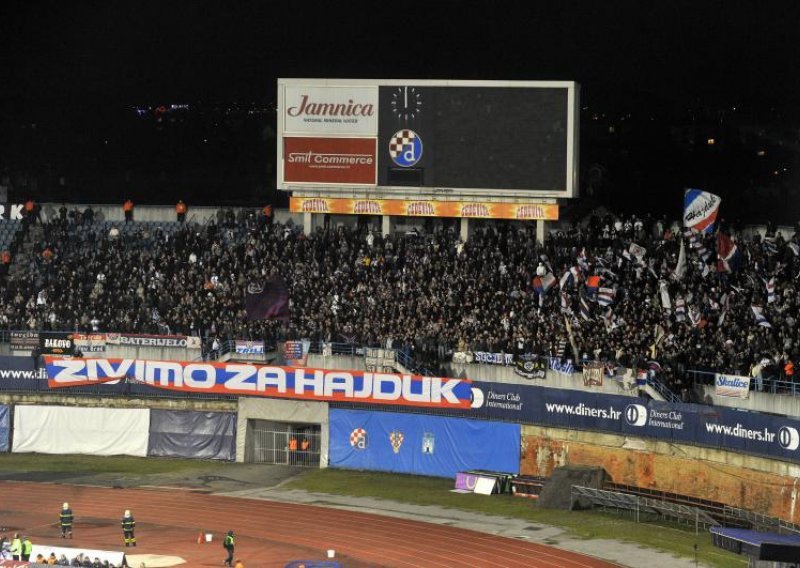 Bad Blue Boysi bez riječi, Torcida poručila...