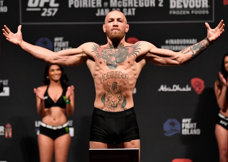 Conor McGregor žestoko zaprijetio Dustinu Poirieru kojeg je nazvao 'mrtvim tijelom': 'Boji me se kao i svi! Ubit ću ga!'